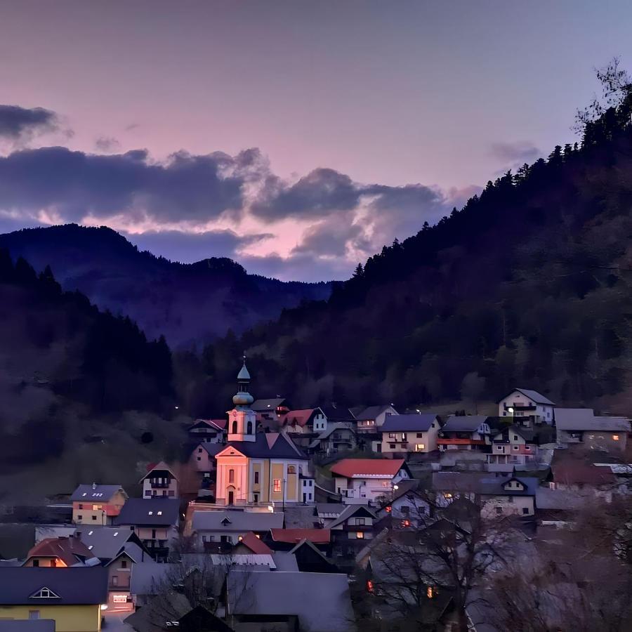 Appartamento Charming Bella Hideout - Adults Only Jesenice Esterno foto